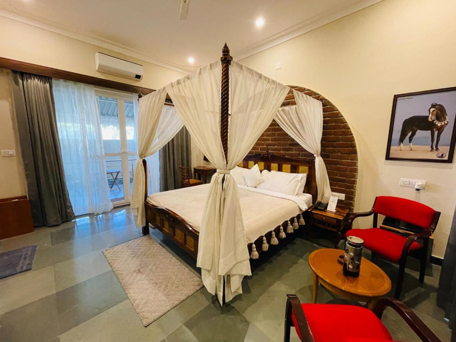 Dev Villa Resort Rajsamand Buitenkant foto