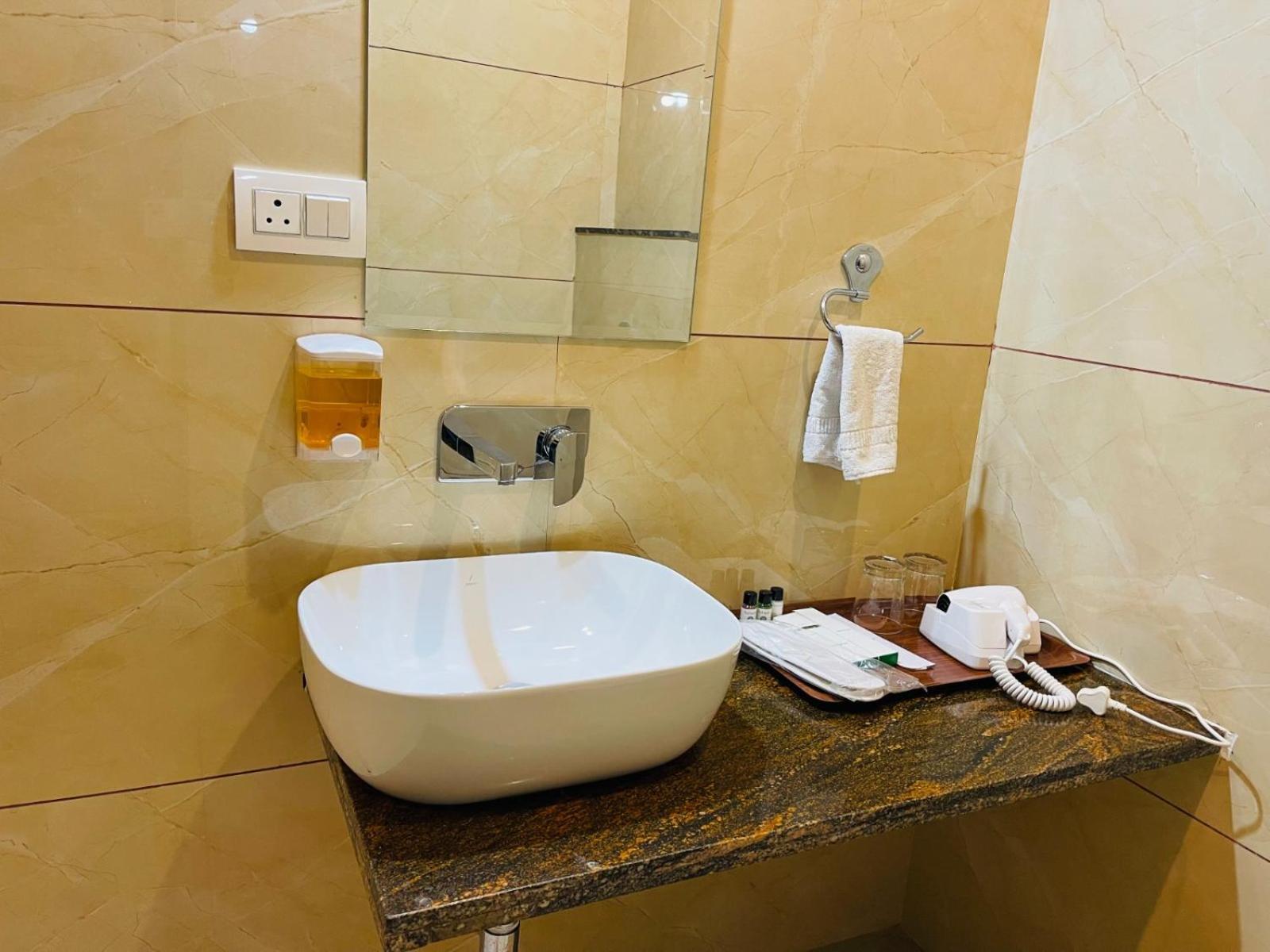 Dev Villa Resort Rajsamand Buitenkant foto