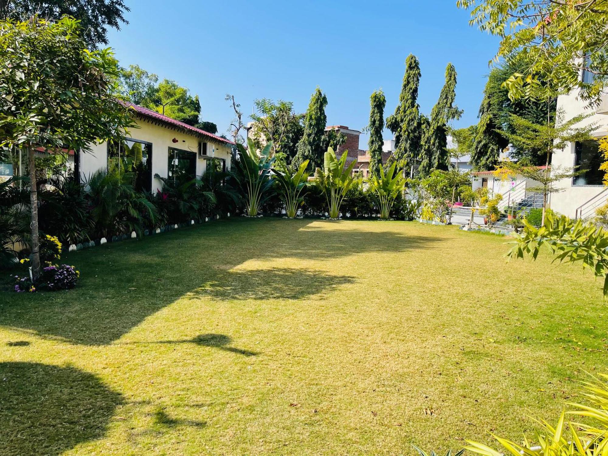 Dev Villa Resort Rajsamand Buitenkant foto